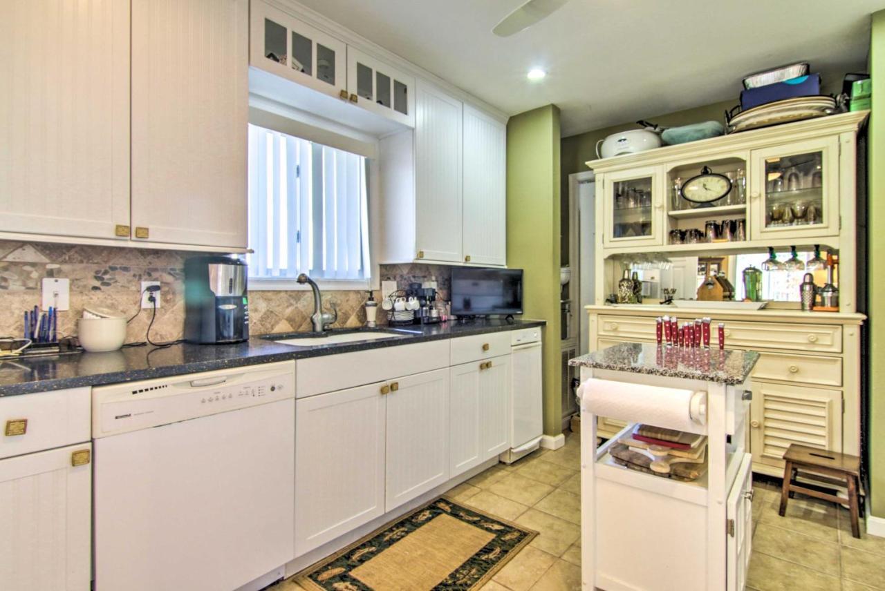 Berlin Home With Patio, 9 Mi To Ocean City Beaches Экстерьер фото